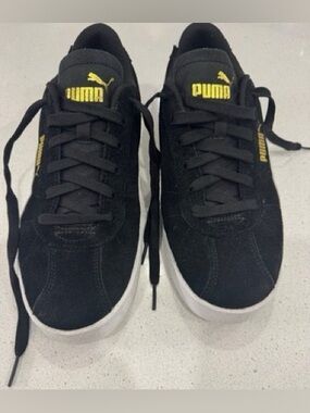 Puma Smash v2 Suede Black White Gold Sneakers Men’s 9.5 EU 42.5 SoftFoam
